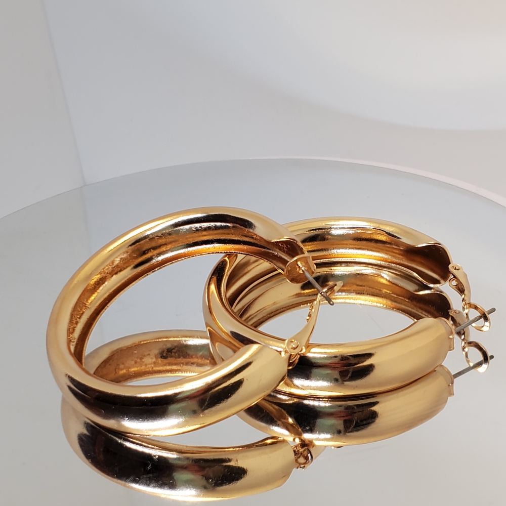 NEW! 14K Gold Plated Classic Chunky Wide Thick Large Hoop Earrings - Picture 4 of 10